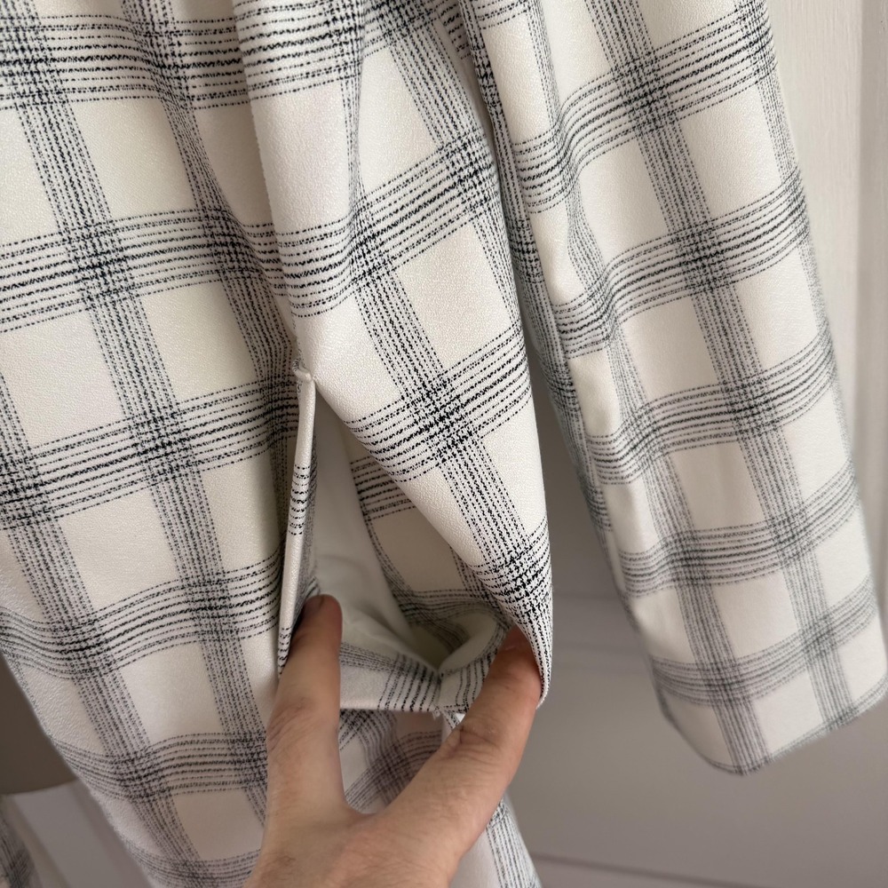 Carolina Belle Coat Womens Medium White Plaid Crepe Open Front Overcoat Minimal - Picture 4 of 16